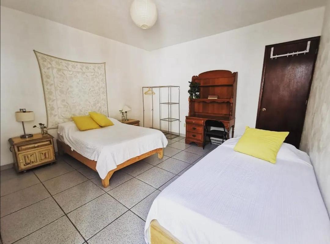 Casa Canario Hostel Guadalajara Eksteriør bilde